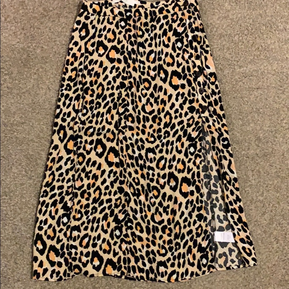 Leopard skirt